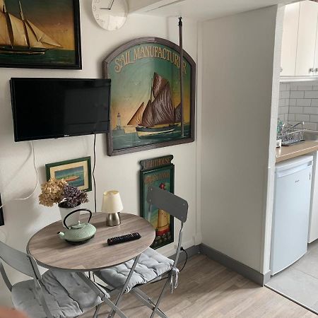 Appartamento Studette Tiny House De L Eglise 12 M2 Ault Esterno foto