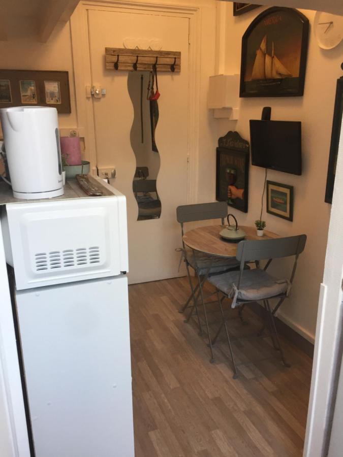 Appartamento Studette Tiny House De L Eglise 12 M2 Ault Esterno foto